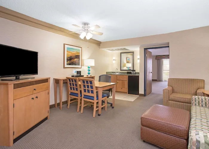 Embassy By Hilton Biltmore 3* Phoenix