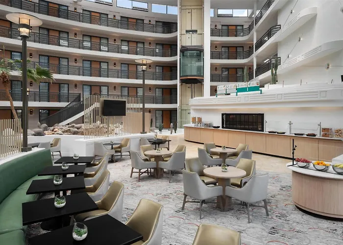 Embassy By Hilton Biltmore
