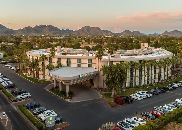 Embassy By Hilton Biltmore Phoenix