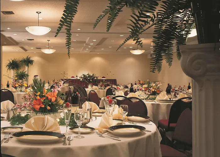 Embassy By Hilton Biltmore 3* Phoenix