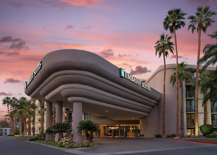 Hotel Embassy By Hilton Biltmore